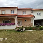 Darko شقة Međugorje